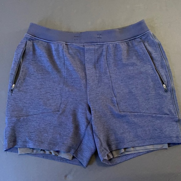 Lululemon Navy Men’s Shorts XL - Picture 1 of 4